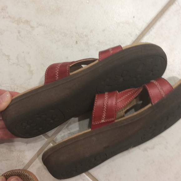 Sandals - Picture 3 of 4